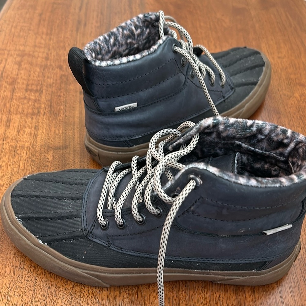 Vans All Weather Boot - Picture 1 of 9